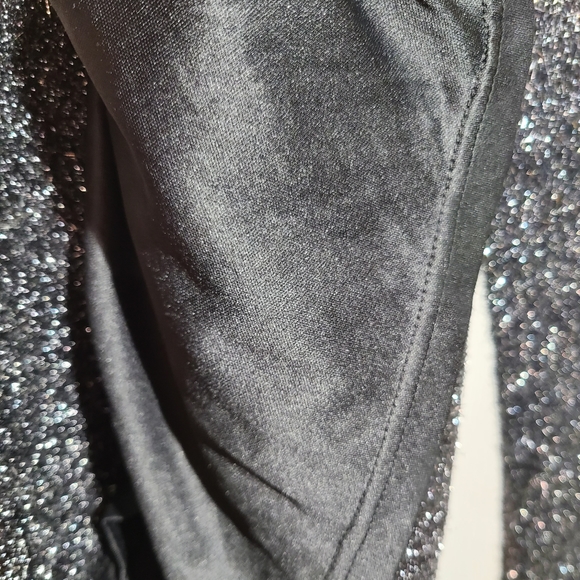 NWOT Lovers + friends black sweater metallic gerona sweater glitter - Picture 14 of 14